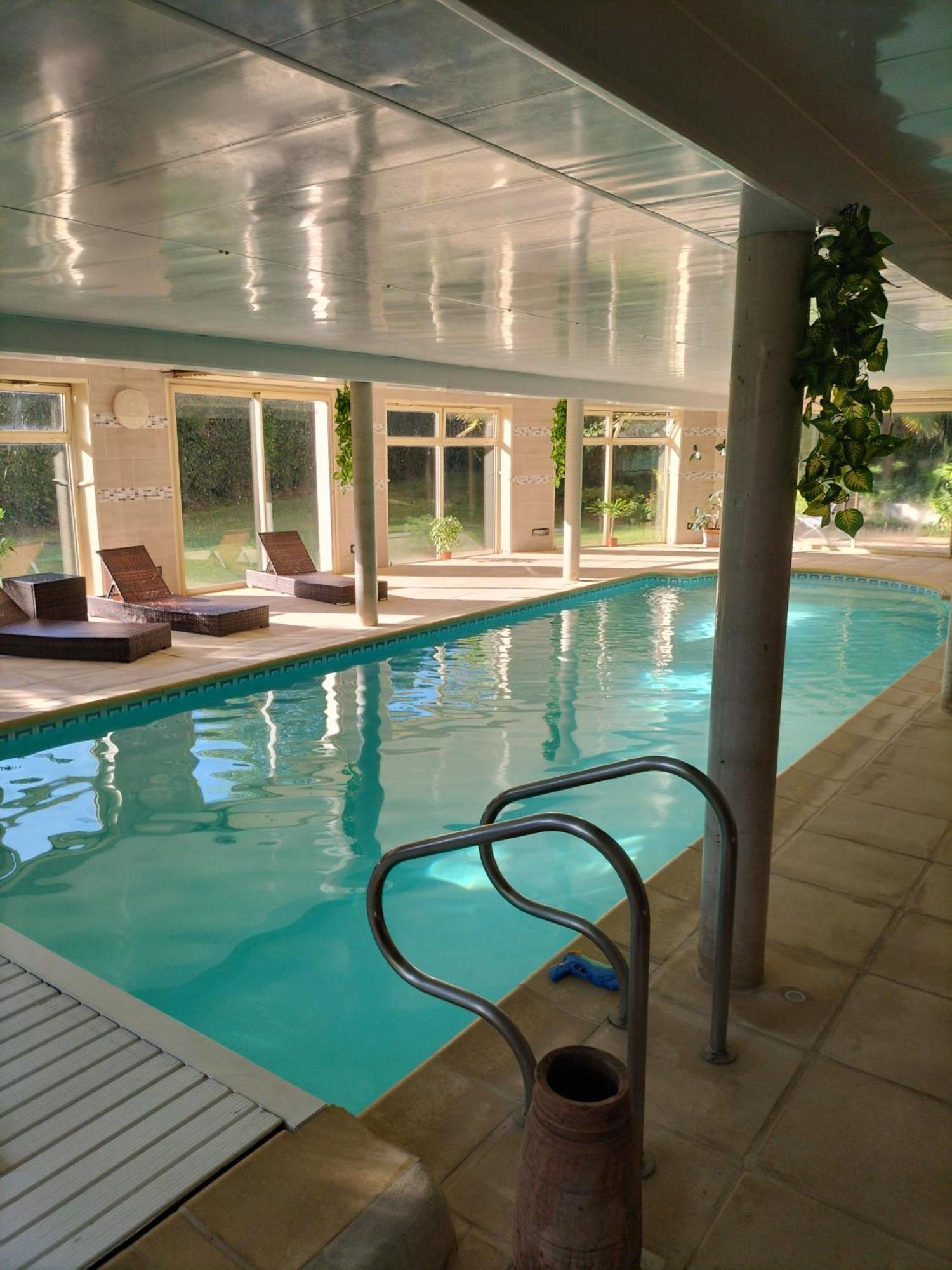 Au Charme Du Lac Espace Bien Etre Et Piscine Chauffe Proche Parc Et Restaurant Du Casino Форж-лез-О Экстерьер фото