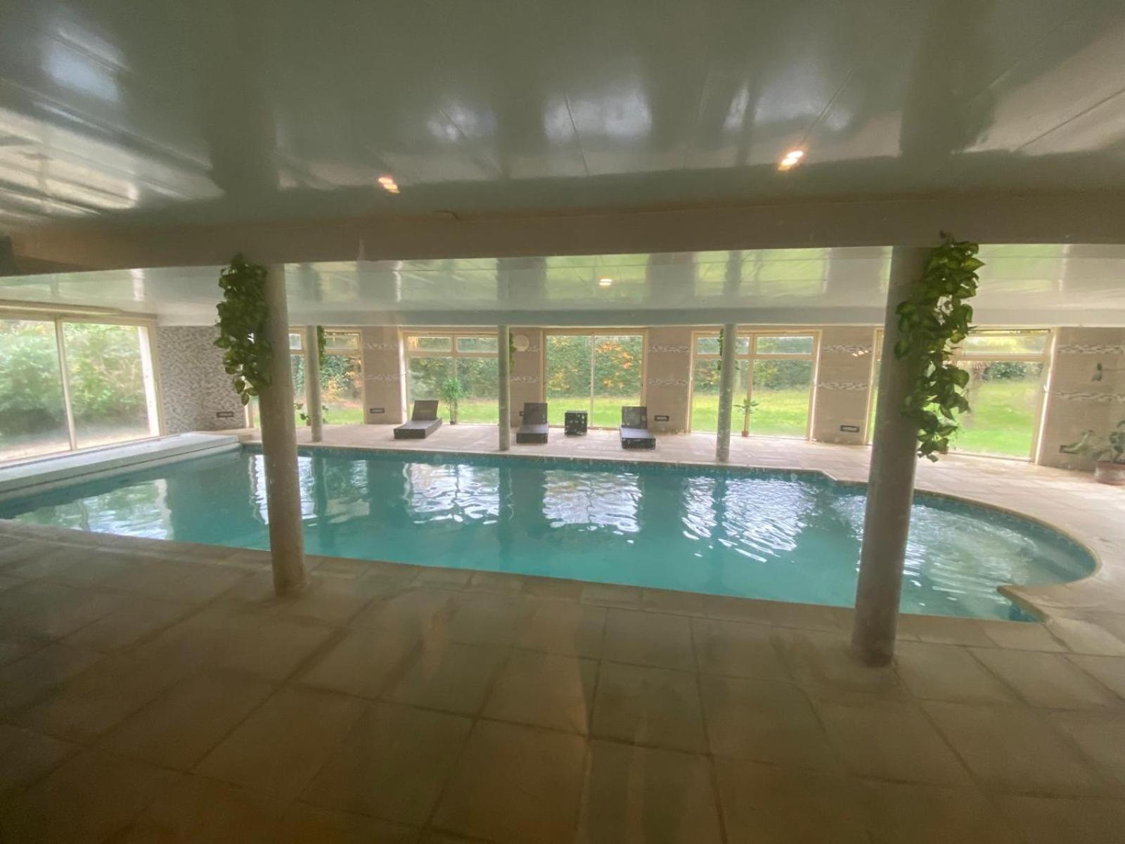 Au Charme Du Lac Espace Bien Etre Et Piscine Chauffe Proche Parc Et Restaurant Du Casino Форж-лез-О Экстерьер фото